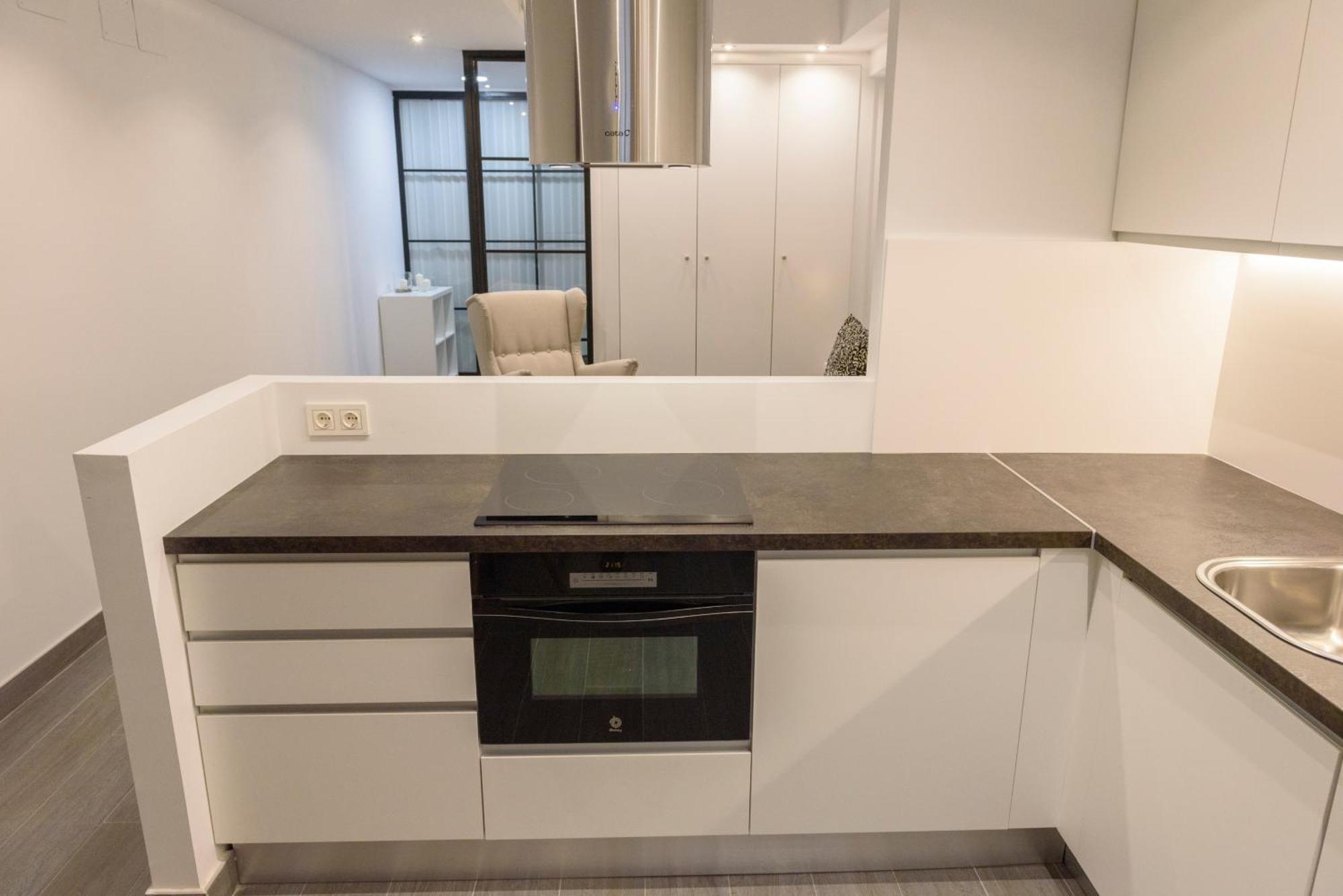 Apartamentos Constitucion By Renthas Malaga Exterior photo