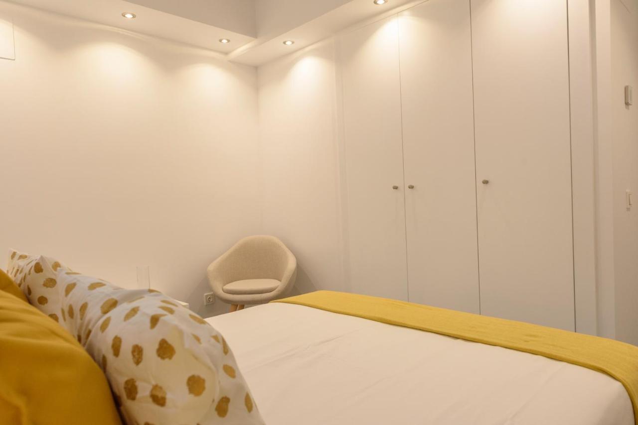 Apartamentos Constitucion By Renthas Malaga Exterior photo
